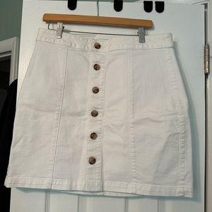NWT Size 12 White Loft Skirt